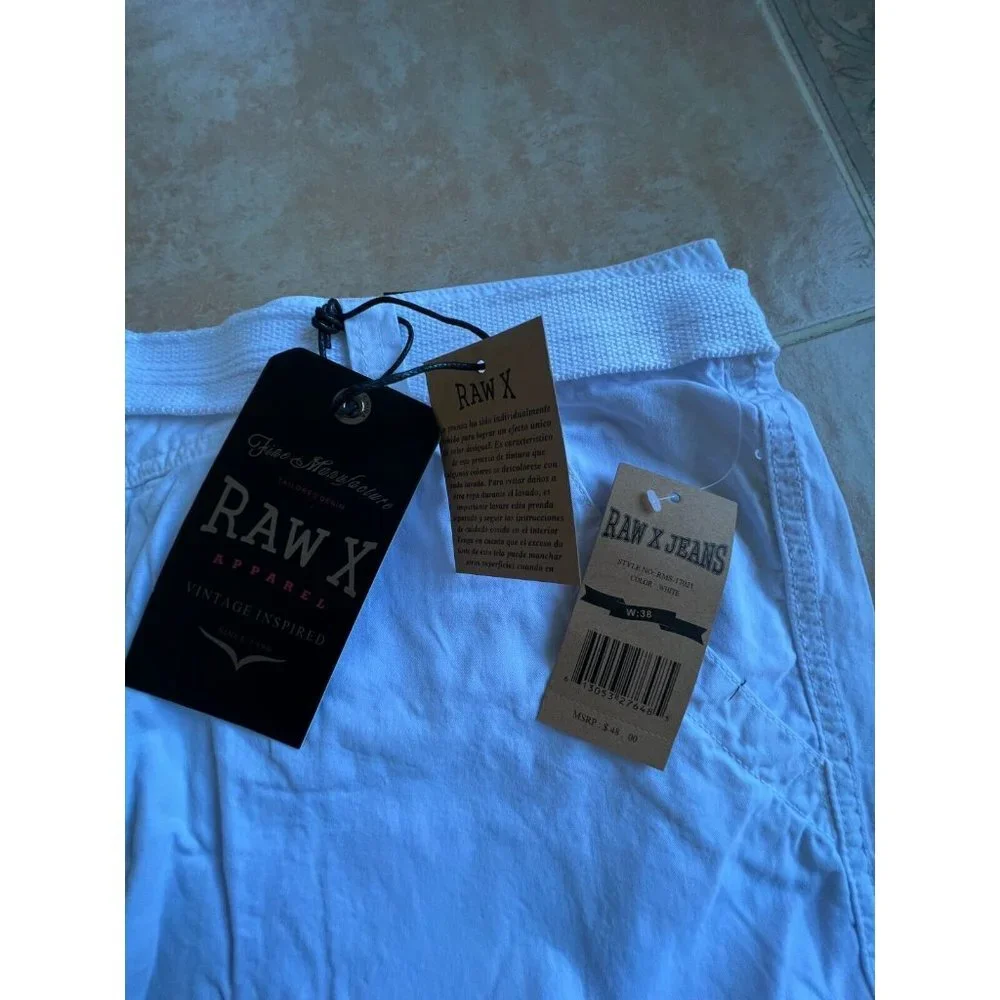 RawX Regular-Fit Belted White Cargo Shorts‎ Tailored Men size 38